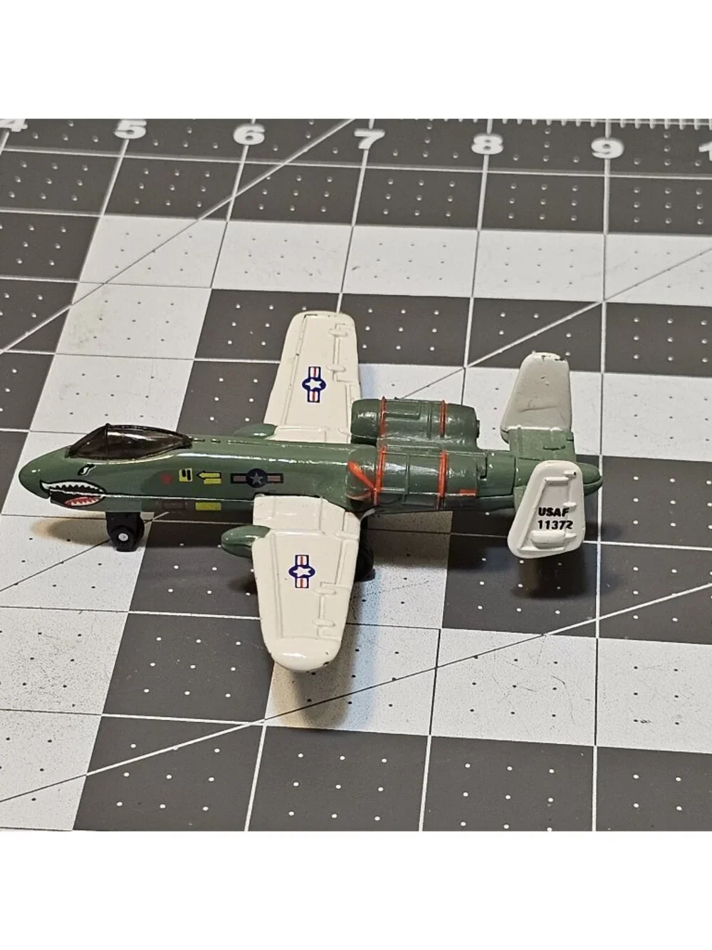 2000 Matchbox A-10 Fairchild Thunderbolt SB-32 Plane Diecast Matchbox Int'l LTD
